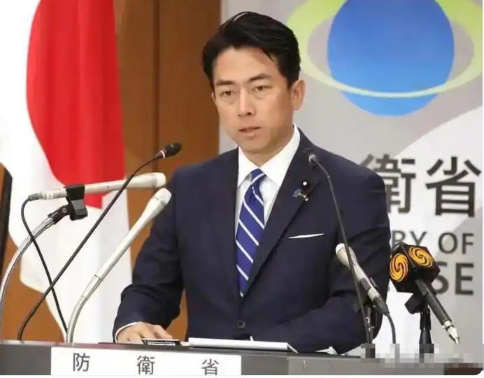 日本简直把强盗逻辑玩到了家！自己跟着美国步步紧逼，在高端科技领域接连对华设限搞封