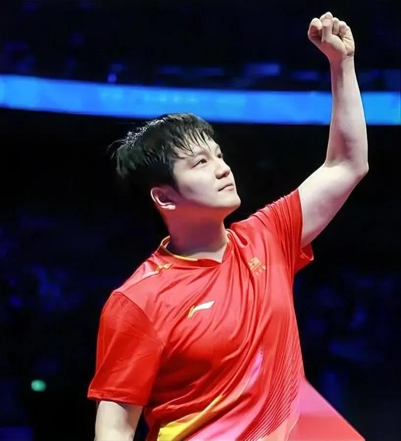樊振东要走？先别急着emo——

他这次全运会的样子，比拿金牌还戳人。男单夺冠时