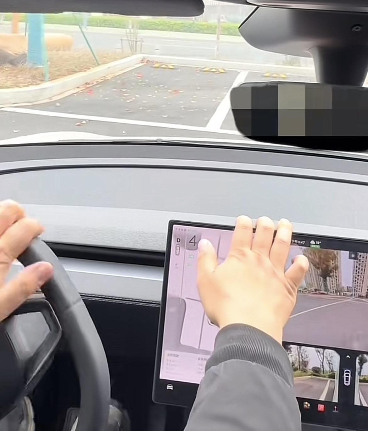 屏幕换挡这是不是反人类设计啊？
特斯拉车主自适应能力真强，嘴也真严
就如评论里的