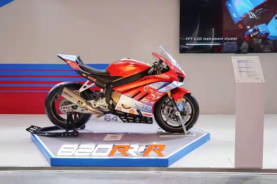 2026年4月19日广交会一期落幕，首次参展的张雪机车拿下数千台海外意向订单，单