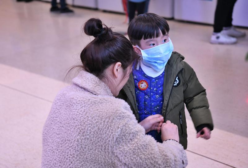 流感夺走五岁男童生命，谁该为这场悲剧买单？

这场突如其来的灾难最刺痛的，不是网