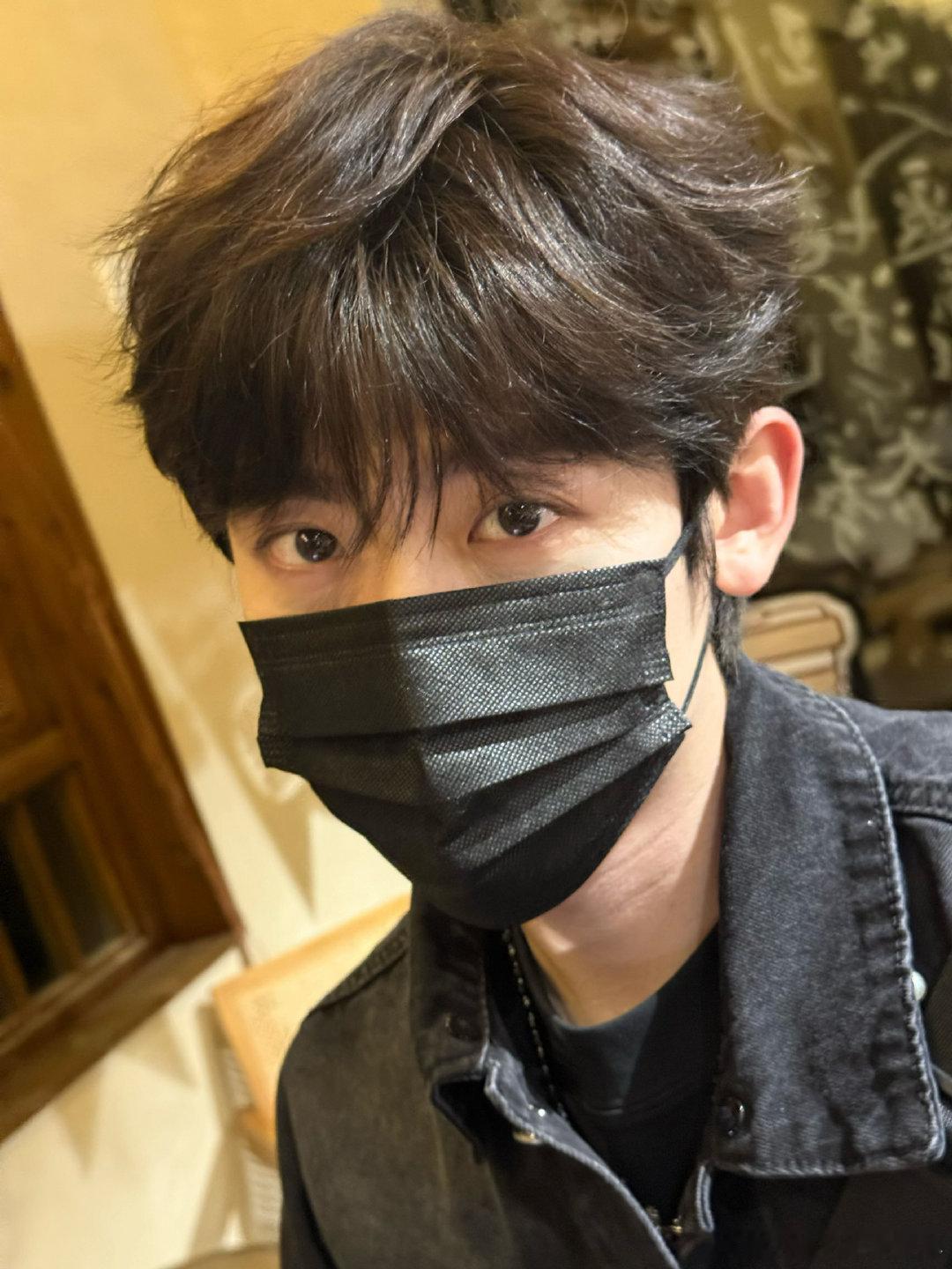 李卿  🥬李卿珂润品牌挚友 你是我偶遇的花海和预谋已久的槐夏。𝒀𝒐𝒖 ?