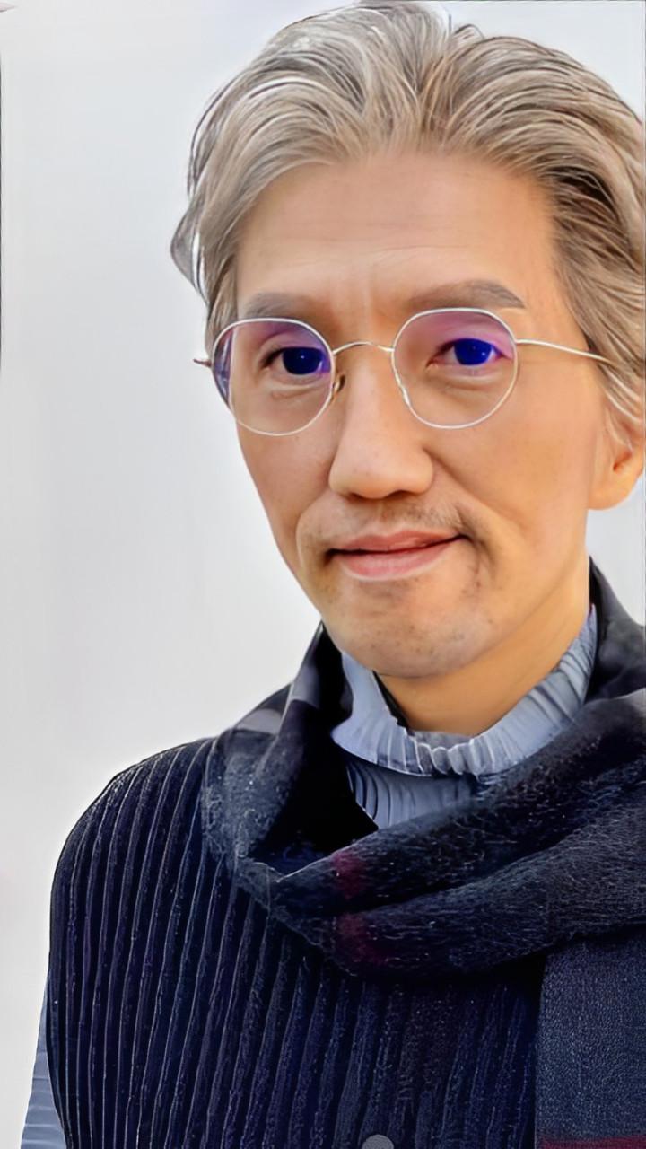 林志炫这么显老，真让人感慨岁月无情。想当年，他在91年以“优客李林”出道，和李骥