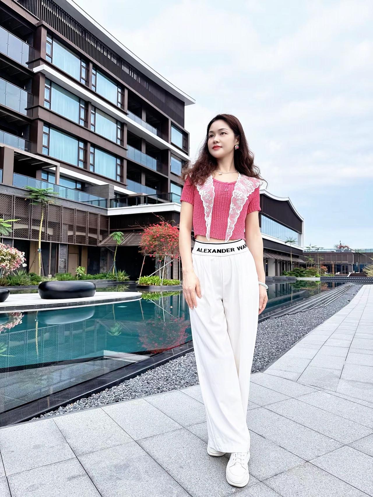 有些关系，止于沉默，是最好的结局；名媛夏季时尚穿搭