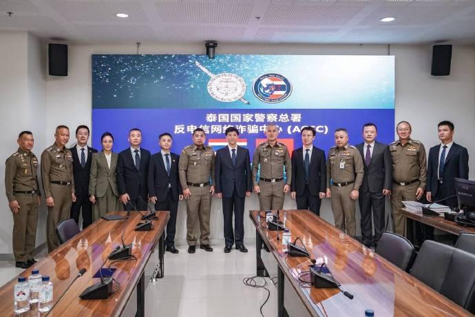 泰国拒绝美国停火要求后，白宫威胁将追究责任，关键时刻中方代表现身泰国！

就在泰