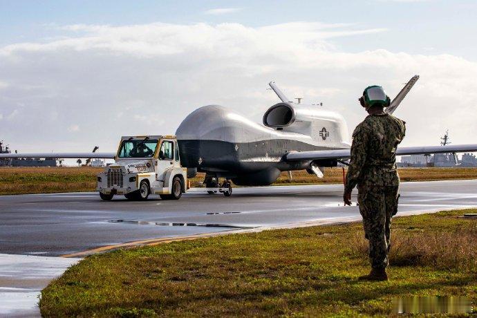 现已证实，由于疑似伊朗发动的另一次袭击，迫降的那架 MQ-4C无人机停止服役。