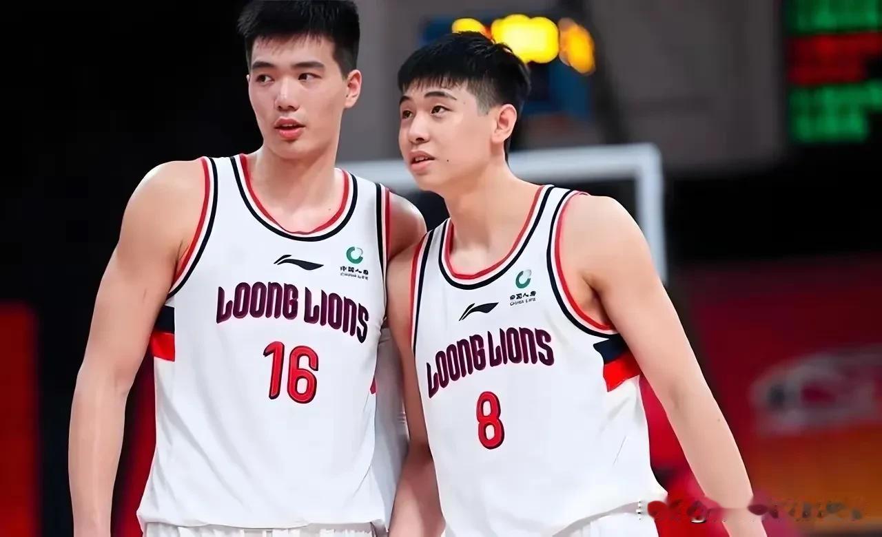 焦泊乔在俱乐部打不出来，但在高手如云的国家男篮却占有一席之地，这说明焦泊乔此前在