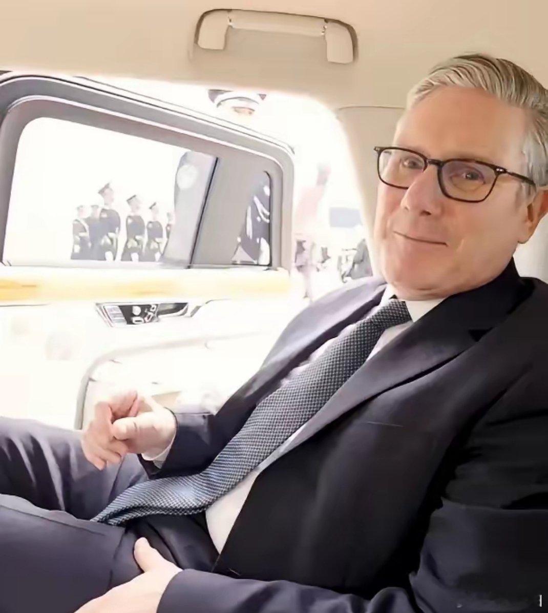 1月31日英国首相斯塔默结束访华飞赴日本，临行前向中方发出一份罕见超前邀请——盼