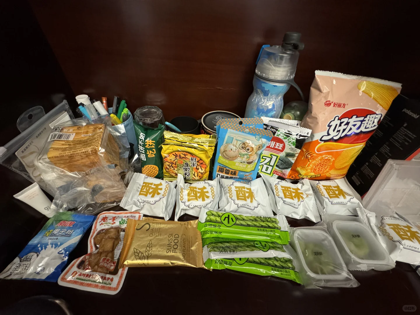 有没有喜欢把零食全摆出来的