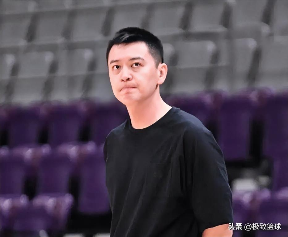 前辽宁主帅杨鸣真了解广东队啊！直言第外援接球时间过长，其他投手摸不到球
 
广东