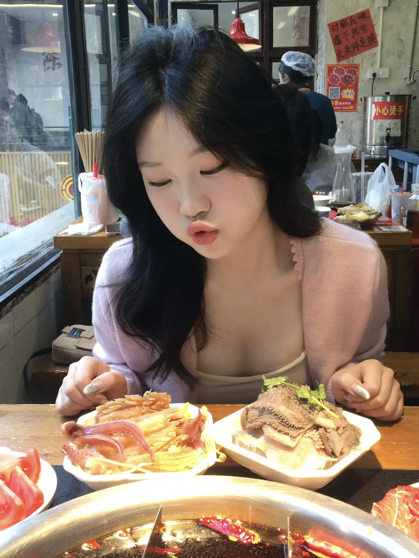 她说什么都是对的 就连生气也异常的可爱