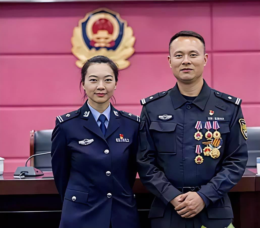 2012年，云南特警邹路遥在执行任务时失联，后被判死亡。86天后，妻子石琛收到境