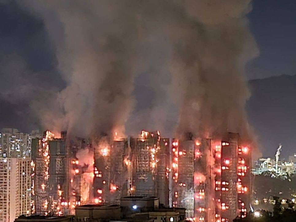 香港大埔发生火灾4人死亡香港大浦发生火灾 宏福苑五級火｜大埔宏福苑五級大火增至1
