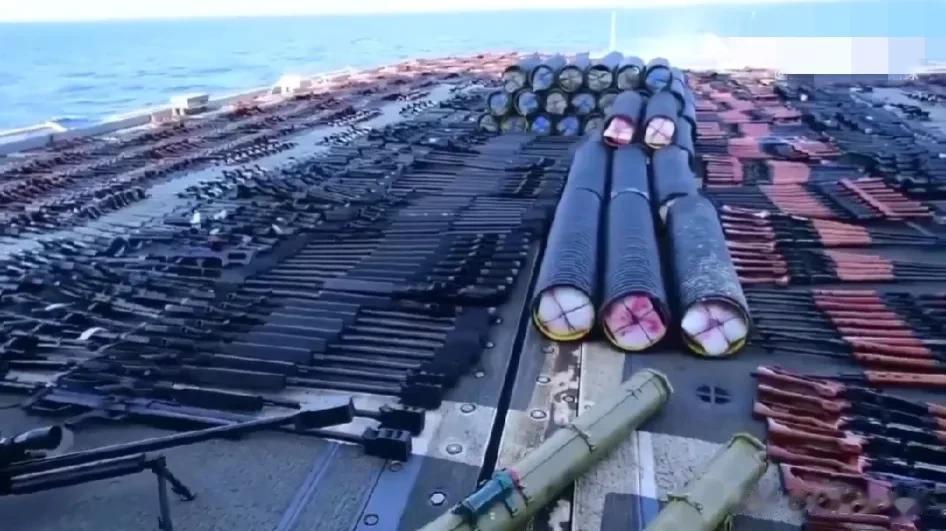 美国人截获的武器，约110万发7.62毫米轻武器弹药，在10月2装船后转移给乌克