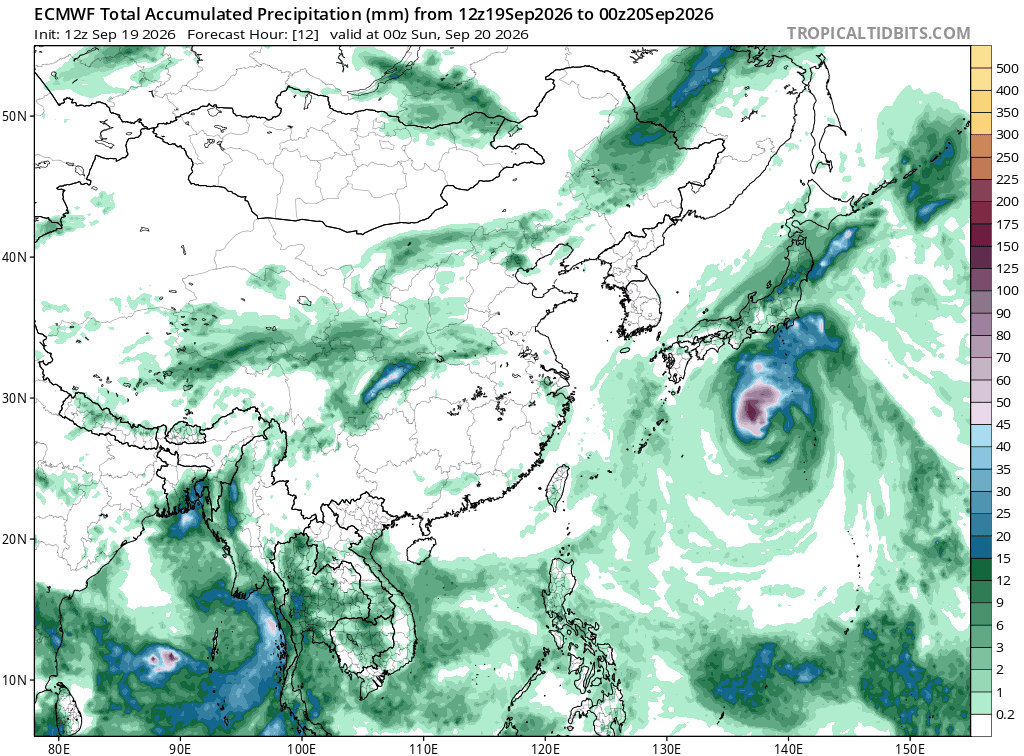 气象观察团 下面三张动图是未来半个月的累计降水量预报，有两条非常明显的降水带。一