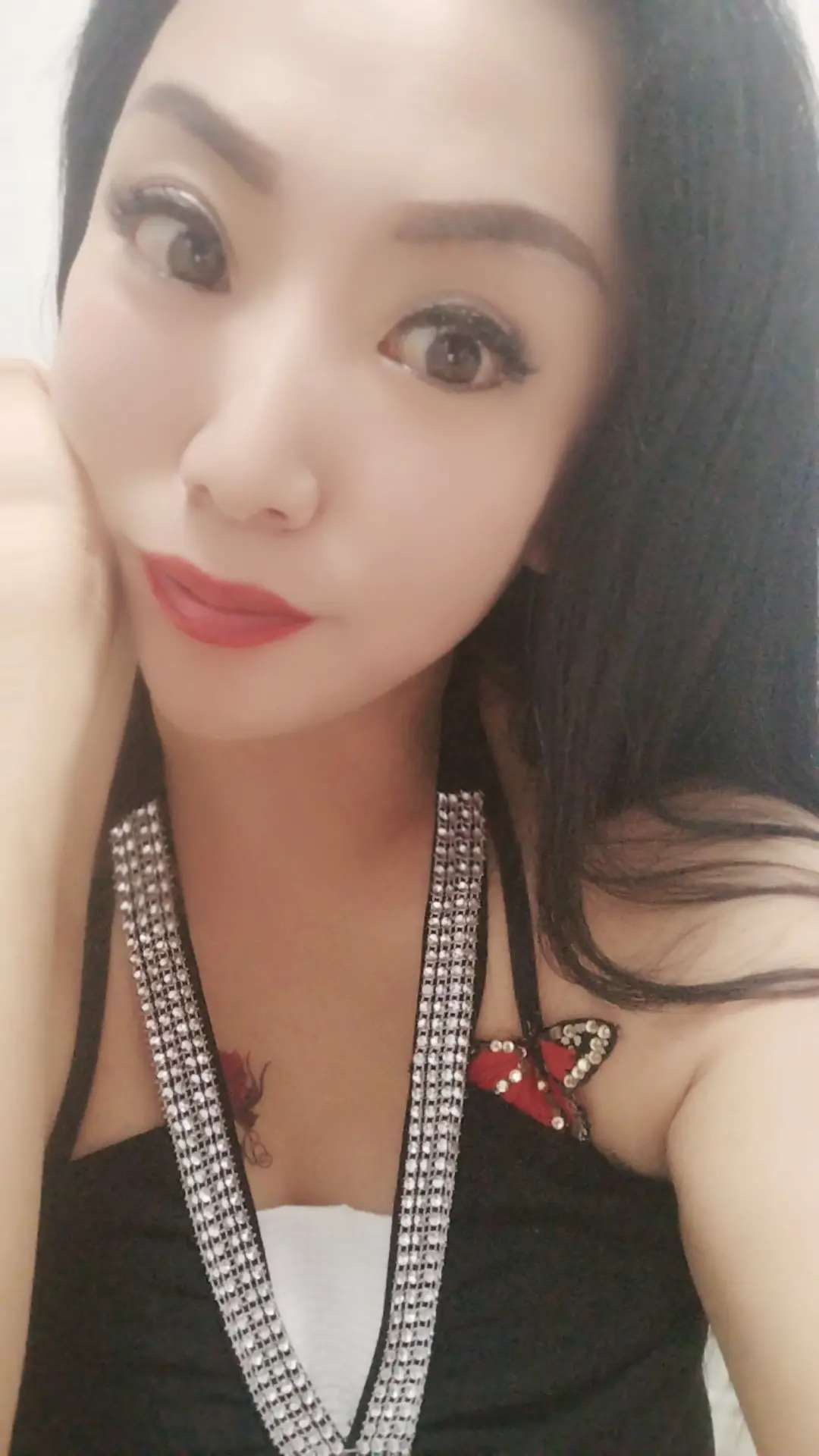 大家上午好开心快乐