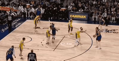 今天NBA揭幕战，掘金119-107击败湖人！
不得不说，约基奇联盟第一政府的位