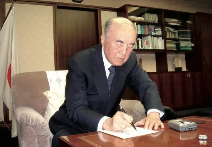 101岁日本前首相突逝！曾为侵华战争道歉的