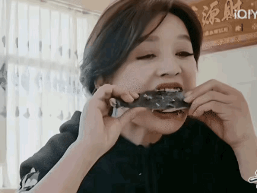 刘晓庆这种人活的最舒服，
有什么就说什么，
需要什么讲出来，
也不会为了面子饿肚