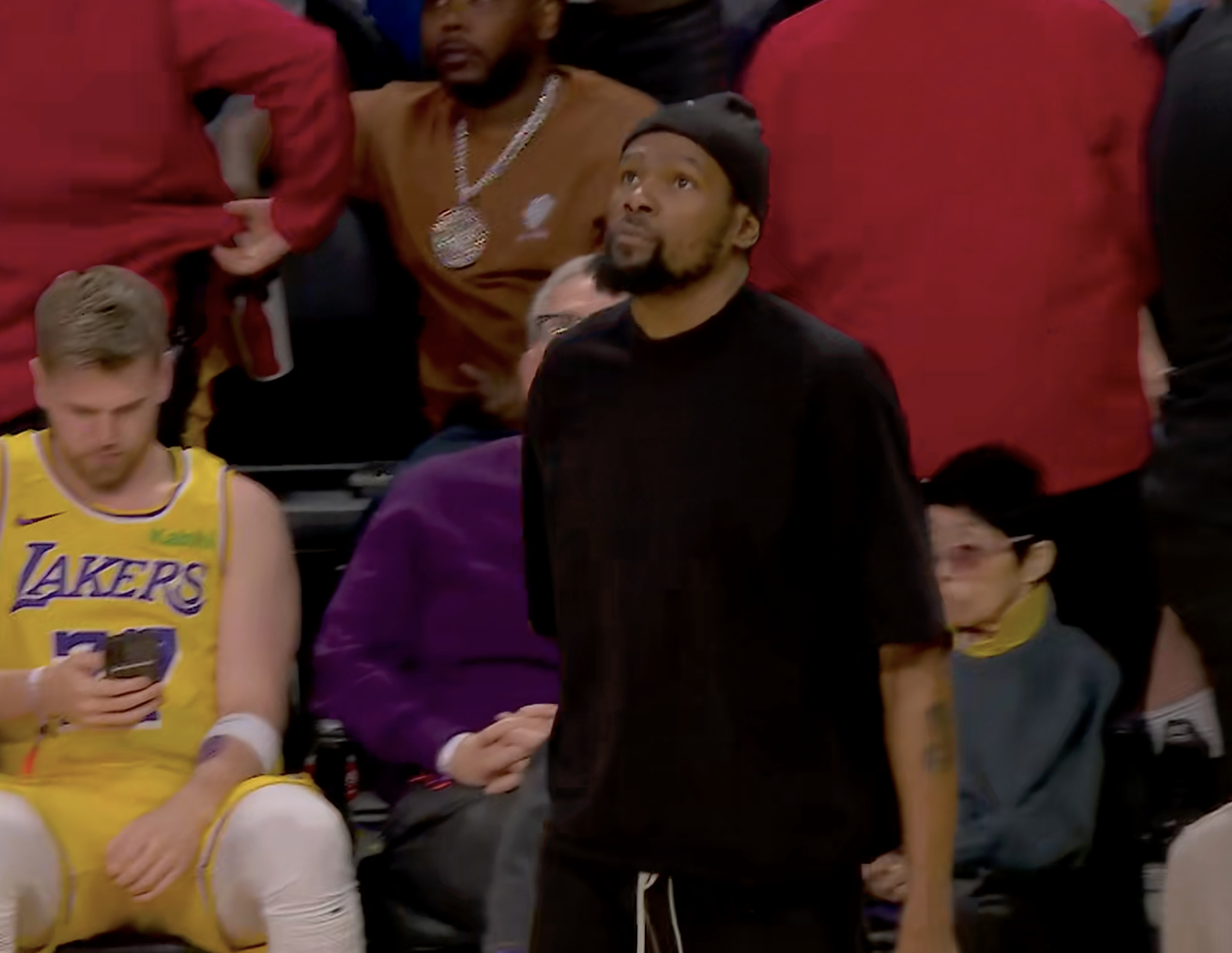 暂停！打得有点乱...湖人60-56火箭！第三节还有6分9秒火箭vs湖人