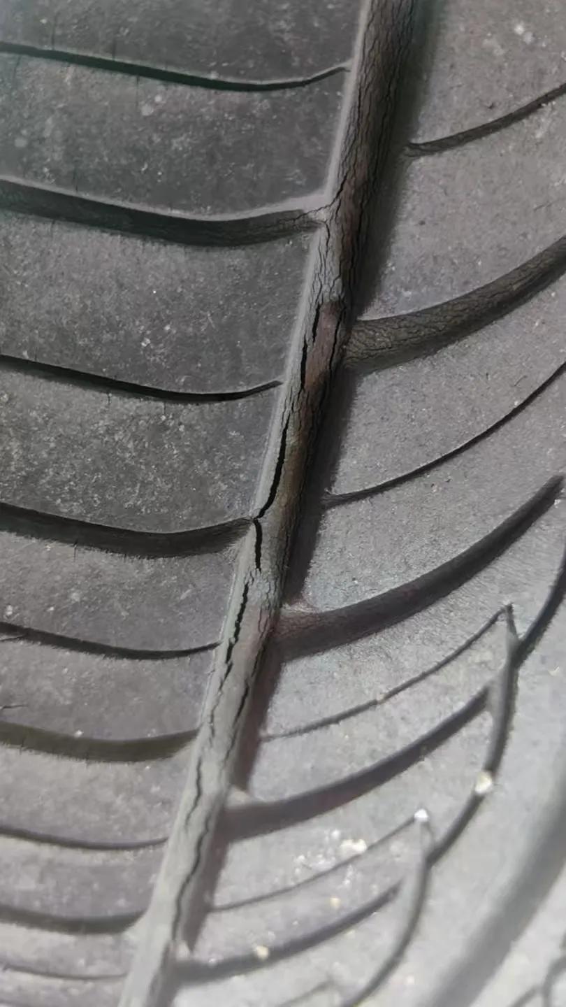 请教懂车帝们一个问题。
我过年的时候，准备开车回老家，需要上高速公路，来回两千多