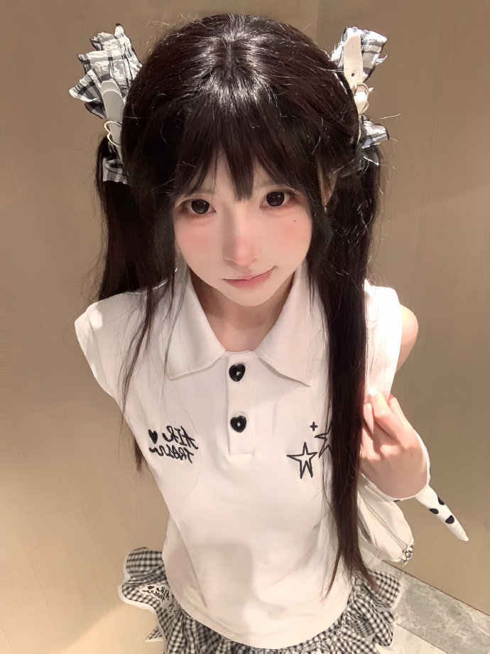 宝 