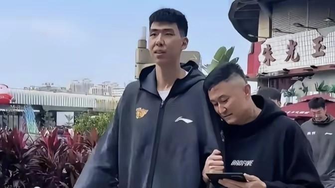 ✨徐昕被5支NBA球队关注✨

🐼 贫道个人希望徐昕今年夏天去美国特训，争取进