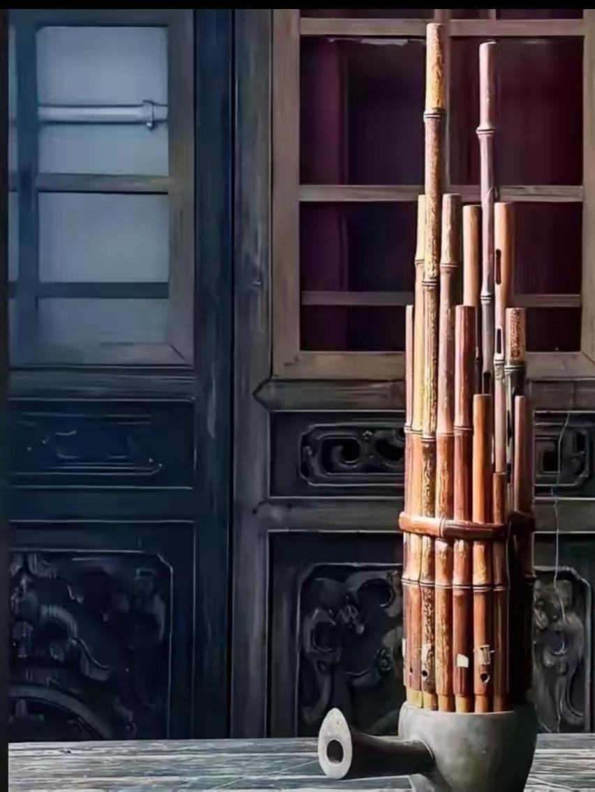 悠扬乐声，穿越时空的旋律。大家看看这个乐器叫什么名字？很好听，和唢呐是绝配。年代