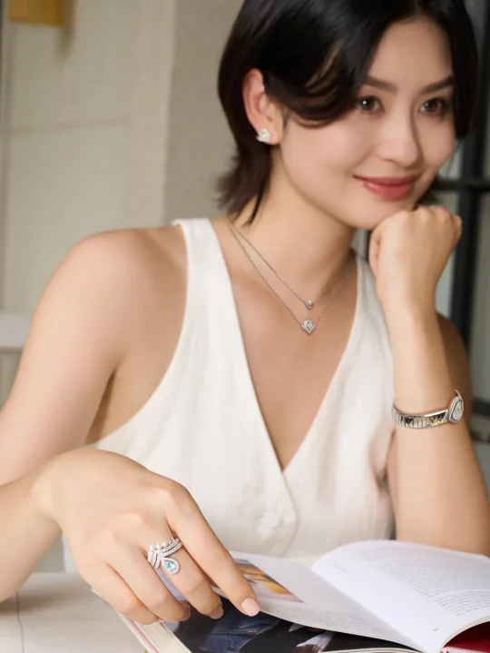 给自己的加冕，是中女最该有的底气