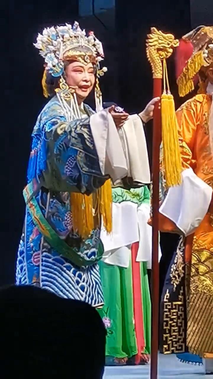一首。