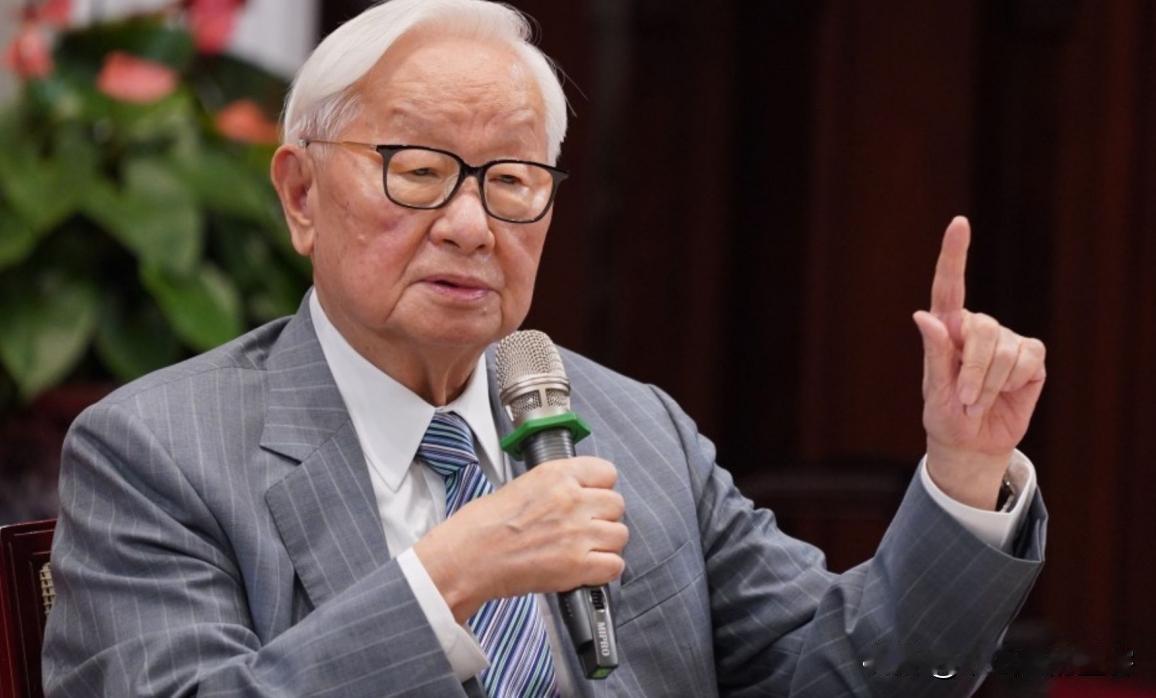猝不及防！中国芯迎来振奋人心的“好消息”，张忠谋你后悔了吗？台积电首席科学家黄嘉