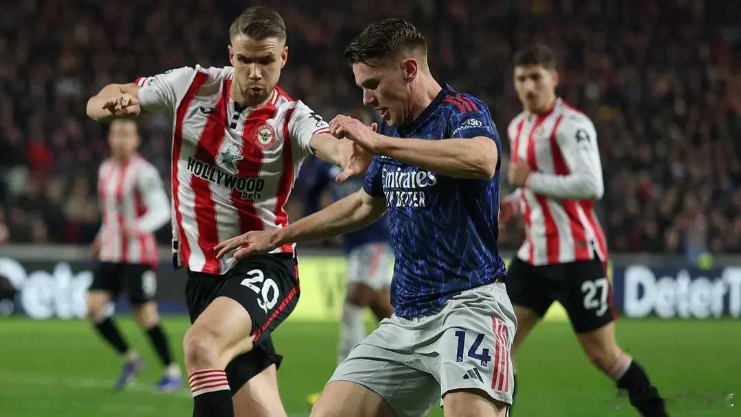 1-1让阿森纳绝望！亿元替补送大礼，最大弱点暴露，曼城笑了1:1战平布伦特福德，