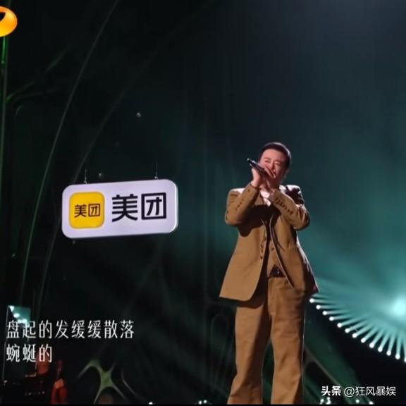 杨坤，一开口便找到了淘汰的位置！

在《歌手2026》第五期十人抢位赛中，杨坤献