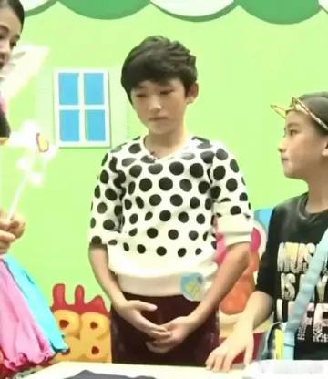 宋亚轩珍珠小子拍珍珠我也是看过时代少年团相册的人了珍珠小子的名号这下彻底实锤，相