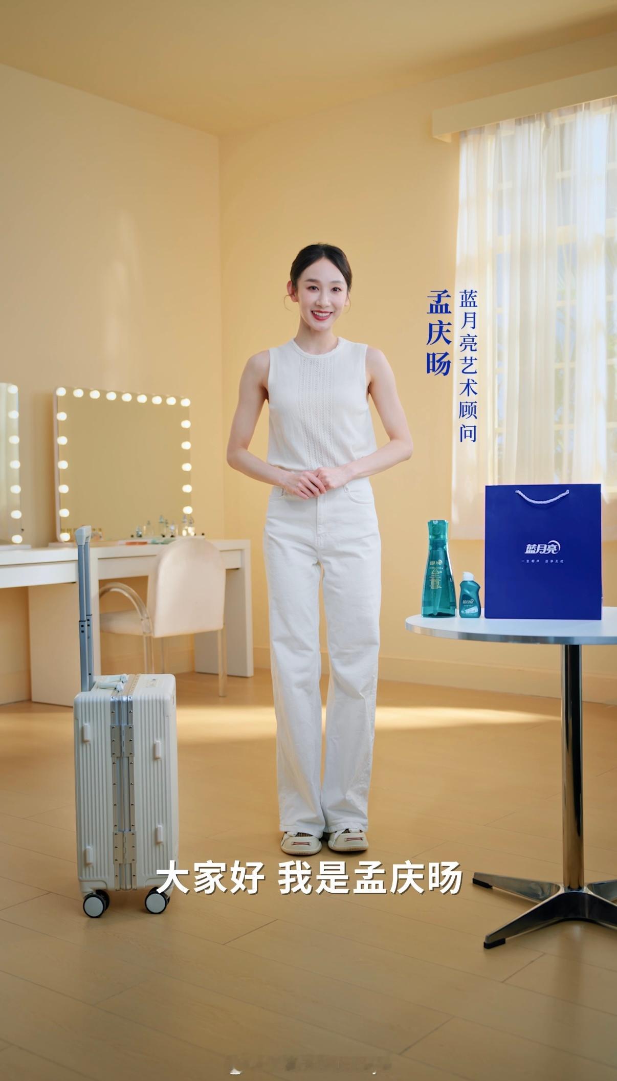 做时尚博主这么多年，家里衣柜早已被各种面料的衣服塞满～真丝、羊绒、速干运动衣……