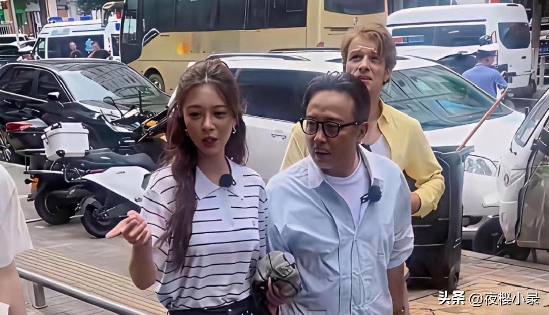 汪涵才51岁，看着像个老大爷了～[灵光一闪][灵光一闪]