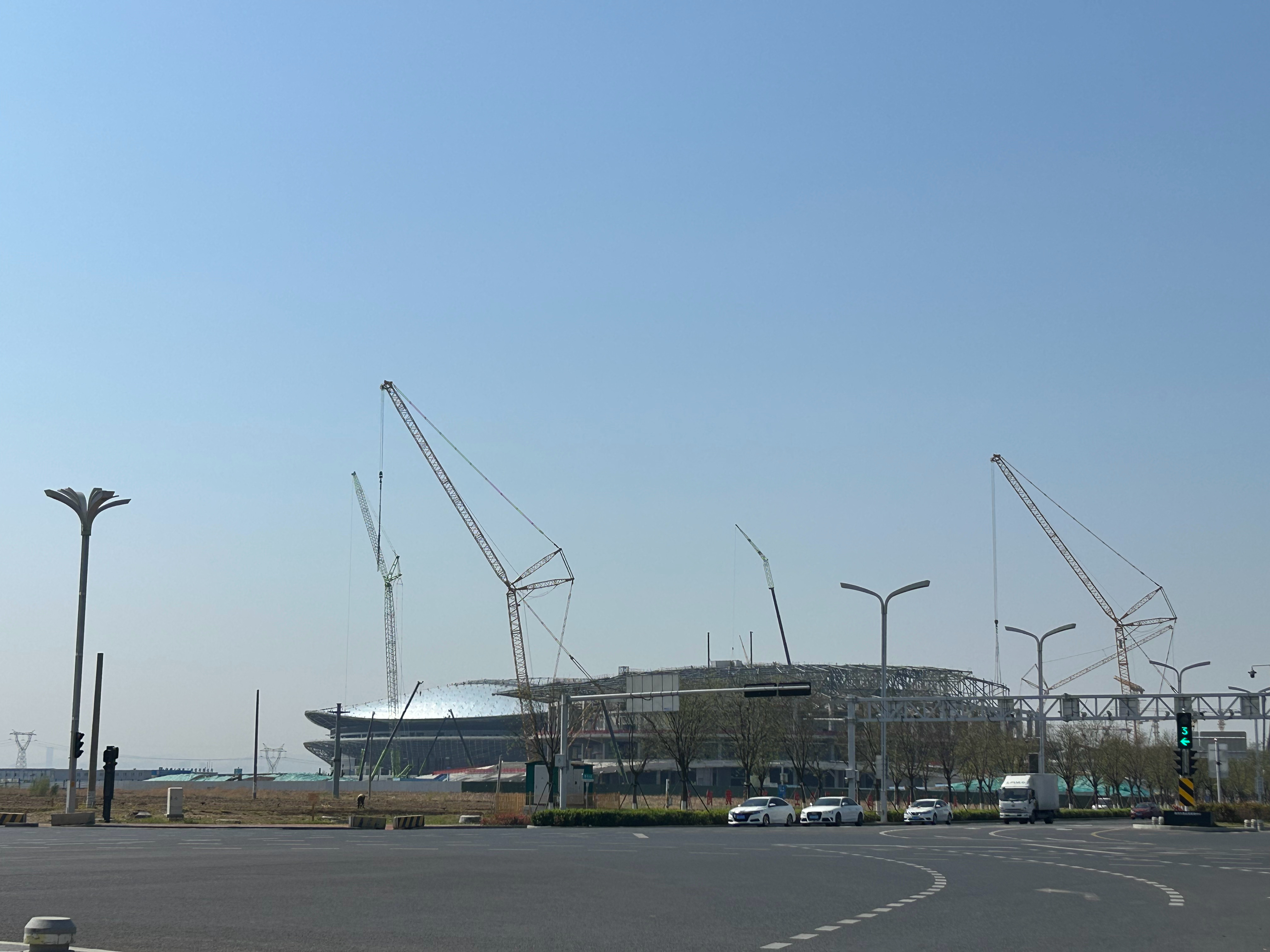 北济南自己的“酋长球场” 济南·济南黄河体育中心足球场