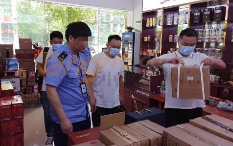 一瓶酒赔十倍，

60起诉讼只认1瓶，

法院到底看啥？

最近安徽一个打假人买