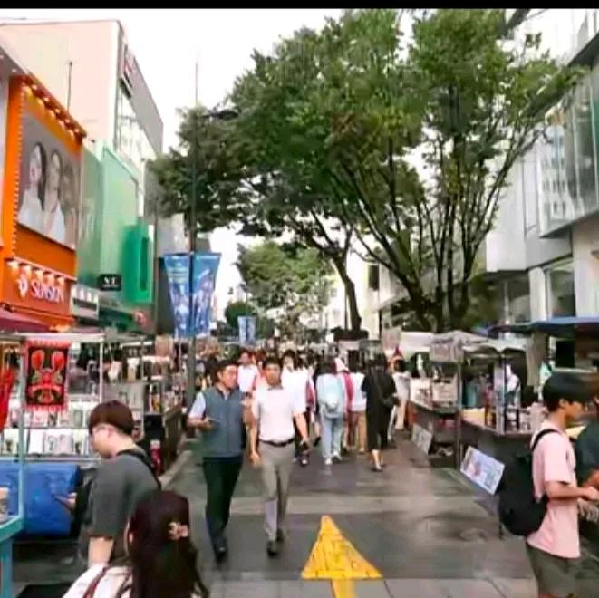 韩国兴高采烈宣布9月底起对中国团体游客试行免签入境政策，可谁能想到，政策还没落地