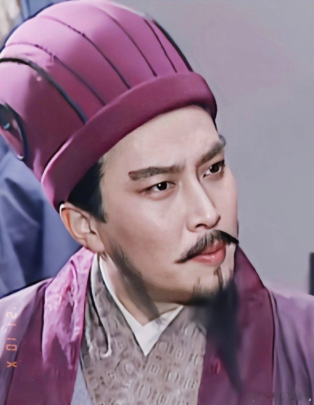 唐国强上诸葛亮大号说话 听到他开口的那一刻，时光仿佛倒流，熟悉的腔调瞬间唤醒记忆