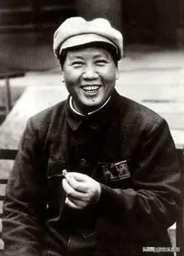 很多人聊侵华日军只说“残忍”，但毛主席在《论持久战》里的分析才真叫透彻！
 
1