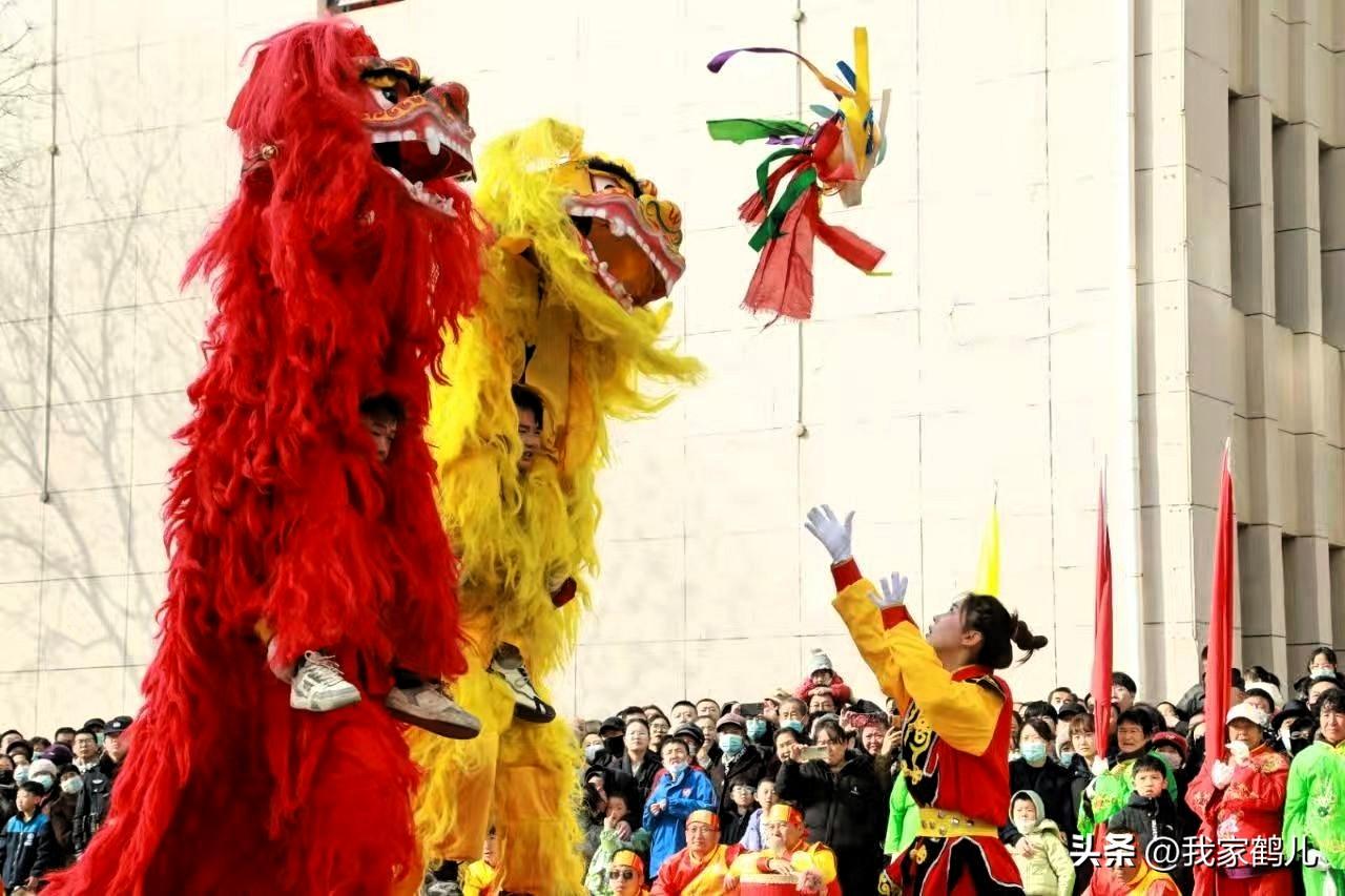 天南地北大拜年甘肃省皋兰县[赞]
 2026 年春节社火展演6 支社火队伍、近千