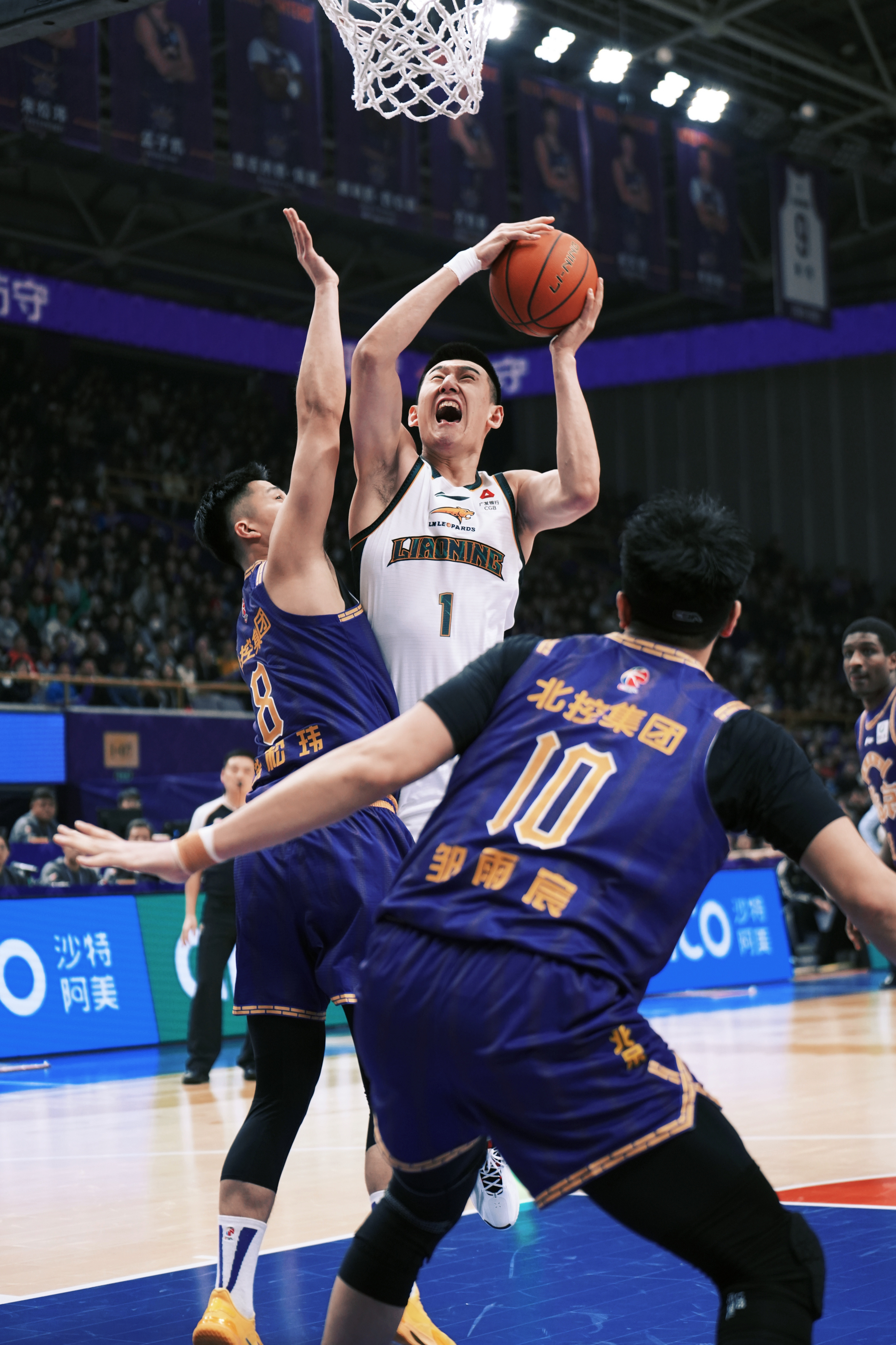 别回头，向前看！爱你的人，会一直陪伴！