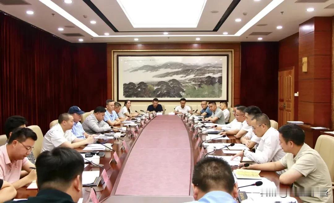 广东省侨联原副主席、广东外商投资企业协会原会长，广东中欧企业合作促进中心主任率广