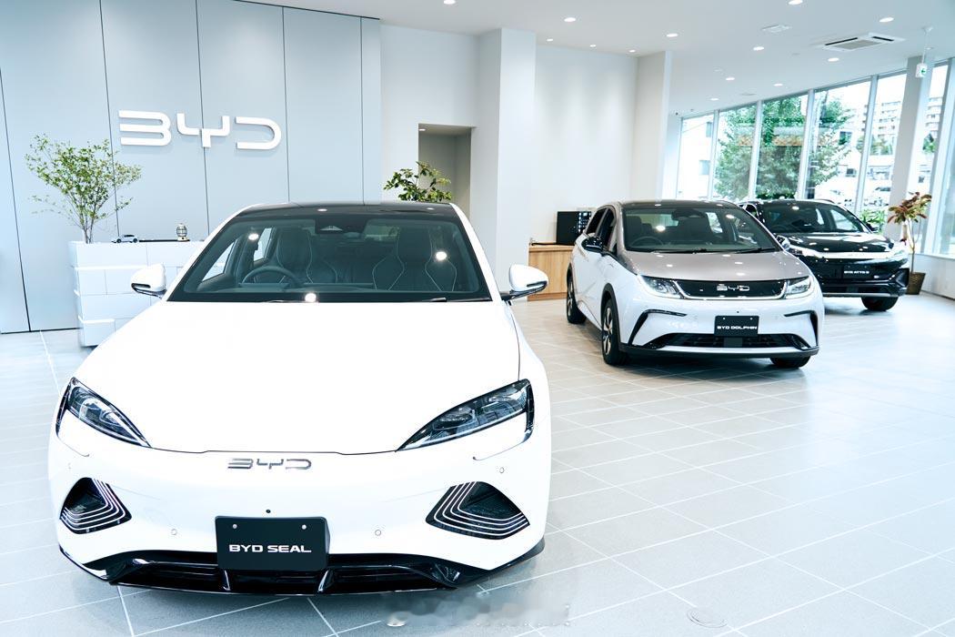 真的被比亚迪在日本的表现惊到了！在本土品牌占90%以上、补贴还被大幅下调的情况下