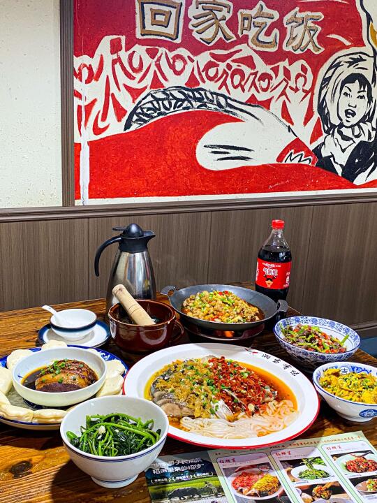 认准这家又辣又上头的湘菜馆！