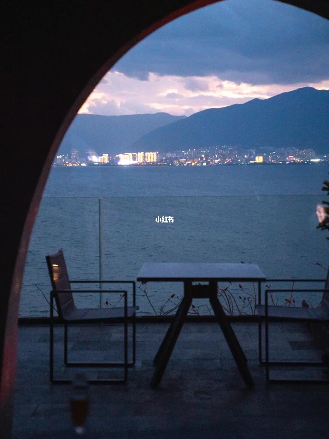 睁眼就是苍山洱海的感觉也太爽了❗️