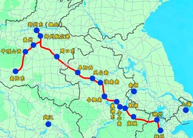 南阳东站7月1号开行直达杭州高铁G1889次，早上8点36分发车，7个多小时就能