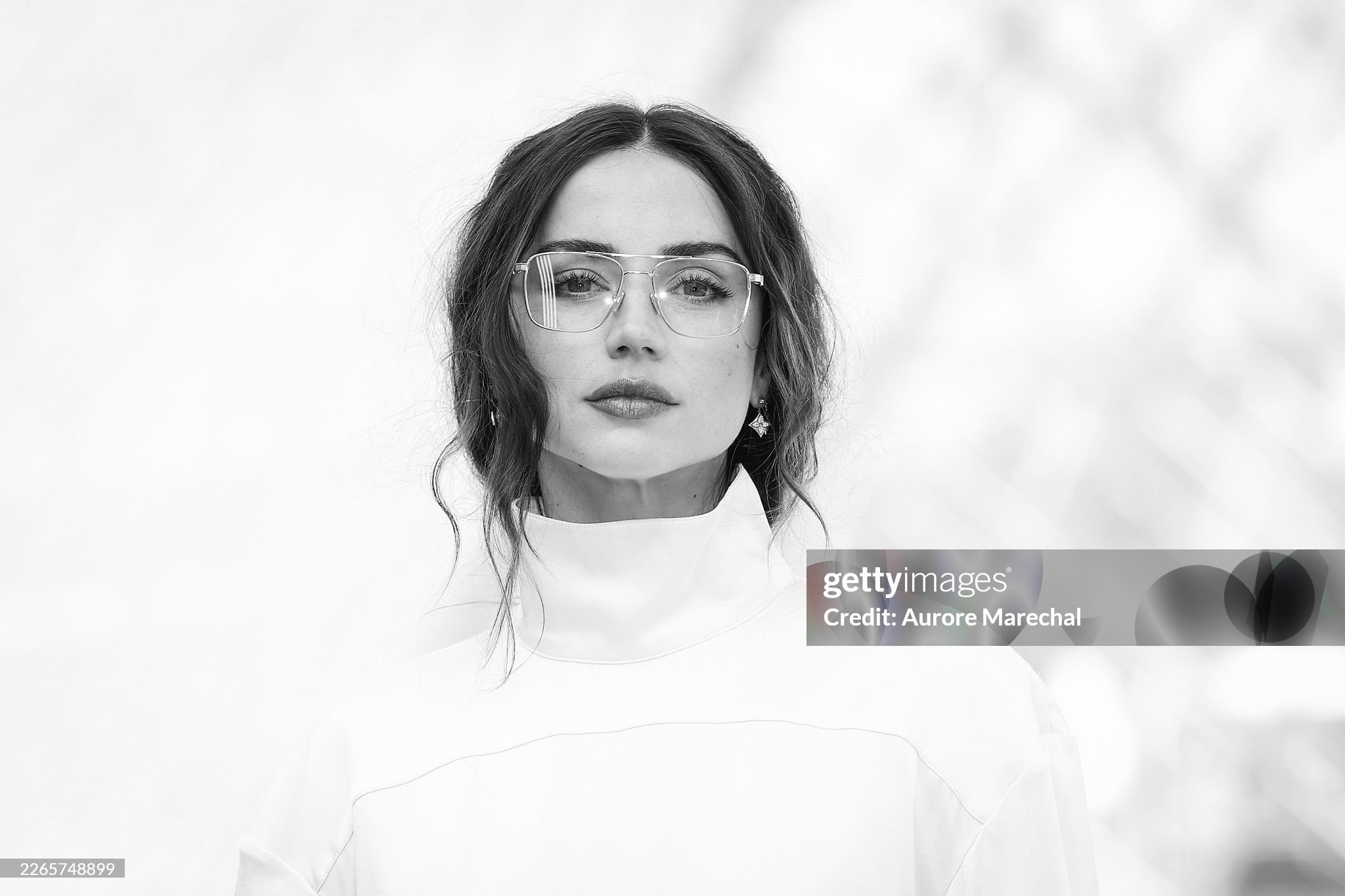 LOUIS VUITTON  ——  时装周巴黎时装周 Ana de Armas