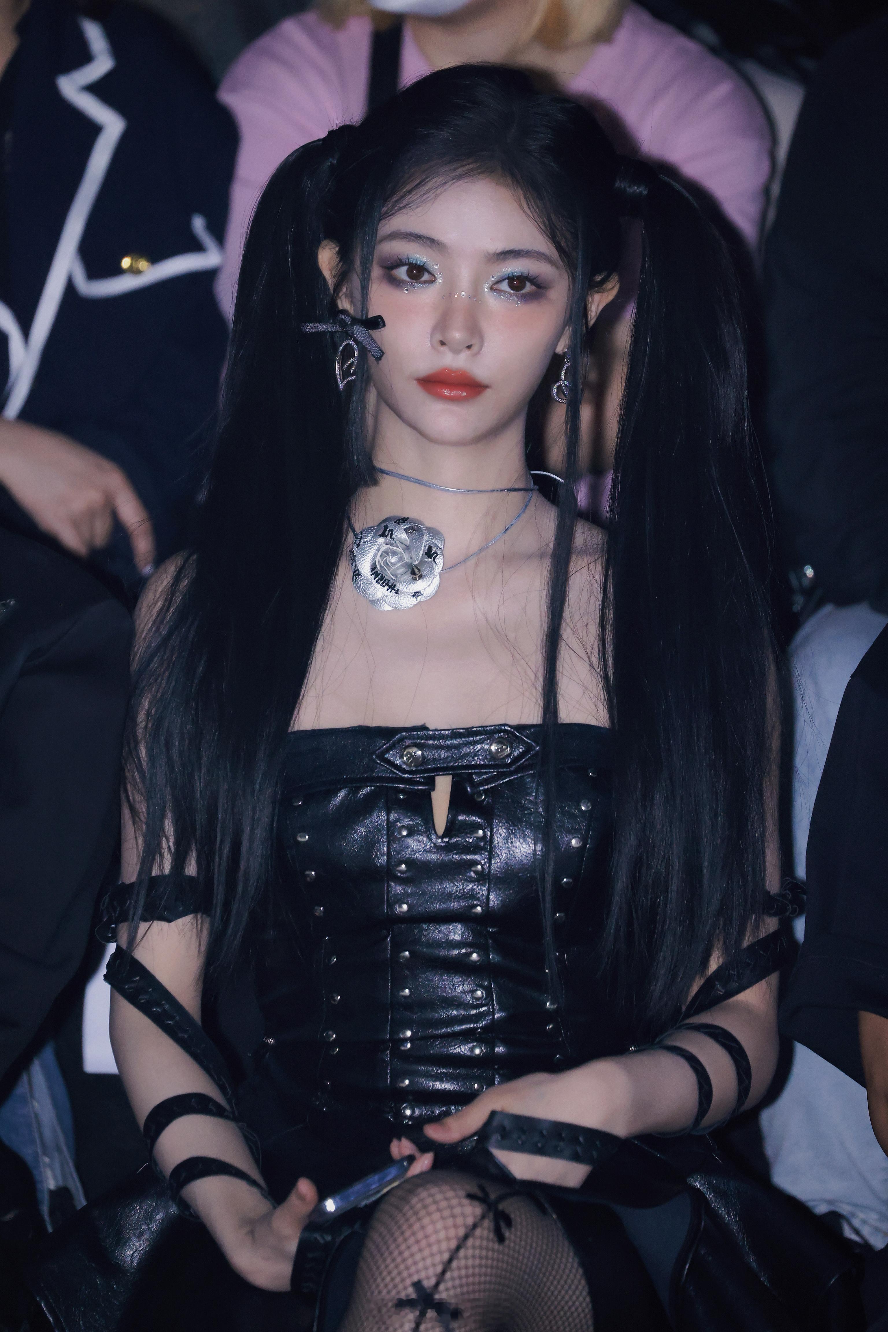 许佳琪 